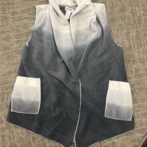 Le Moda Ombre Black and Gray Vest